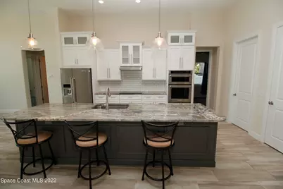 2345 Pineapple Avenue, Melbourne, FL 32935 - Photo 4