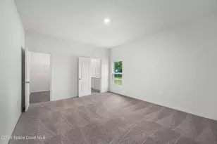 307 Hammonton St SW, Palm Bay, FL 32908 - Photo 18