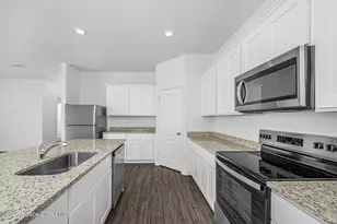 418 Haleybury St SW, Palm Bay, FL 32908 - Photo 8