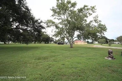 1082 Parkway Lane, Barefoot Bay, FL 32976 - Photo 4