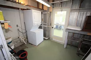 1082 Parkway Ln, Barefoot Bay, FL 32976 - Photo 12