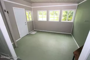 1082 Parkway Ln, Barefoot Bay, FL 32976 - Photo 8