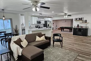 872 Sadnet Cir NE, Palm Bay, FL 32905 - Photo 8