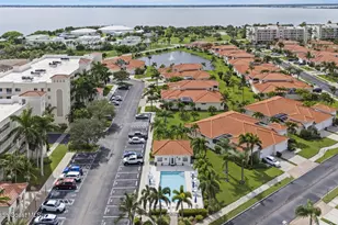 551 Casa Bella Dr, Cape Canaveral, FL 32920 - Photo 4