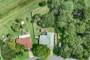 1562 Hayworth Cir NW, Palm Bay, FL 32907 - Photo 2