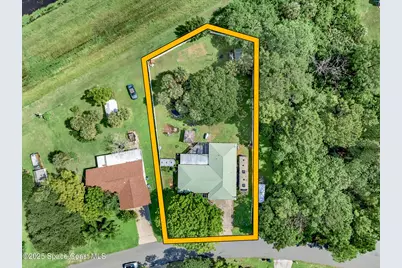 1562 Hayworth Circle NW, Palm Bay, FL 32907 - Photo 52