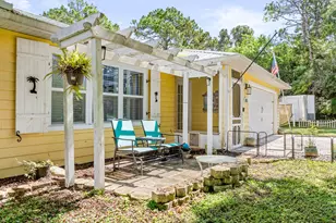 1562 Hayworth Cir NW, Palm Bay, FL 32907 - Photo 8