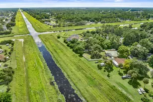 1562 Hayworth Cir NW, Palm Bay, FL 32907 - Photo 56