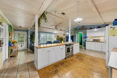 1562 Hayworth Circle NW, Palm Bay, FL 32907 - Photo 18