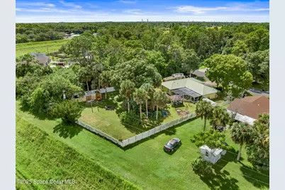 1562 Hayworth Circle NW, Palm Bay, FL 32907 - Photo 58