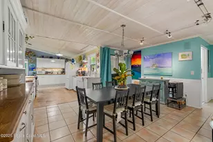 1562 Hayworth Cir NW, Palm Bay, FL 32907 - Photo 22