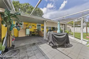 1562 Hayworth Cir NW, Palm Bay, FL 32907 - Photo 42