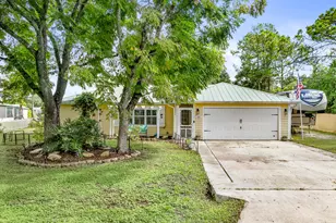 1562 Hayworth Cir NW, Palm Bay, FL 32907 - Photo 1