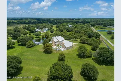 6355 65th Street, Vero Beach, FL 32967 - Photo 4