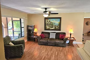 898 Hampton Dr NE, Palm Bay, FL 32905 - Photo 6