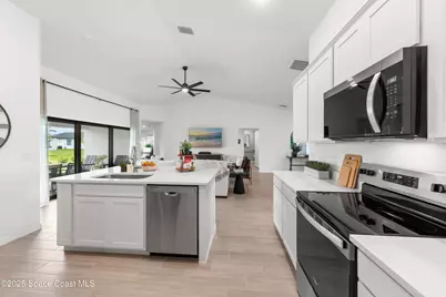 318 Aviation Avenue NE, Palm Bay, FL 32907 - Photo 8