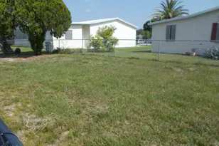 906 Spruce St, Sebastian, FL 32976 - Photo 20
