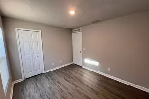 537 Cooper Ct SW, Palm Bay, FL 32908 - Photo 6