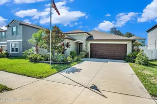 36442 Flats St, Zephyrhills, FL 33541 - Photo 2