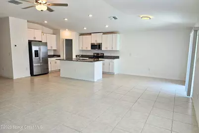36442 Flats Street, Zephyrhills, FL 33541 - Photo 6