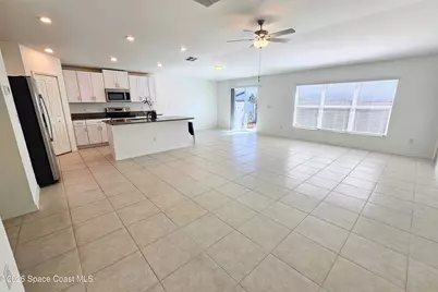 36442 Flats Street, Zephyrhills, FL 33541 - Photo 4