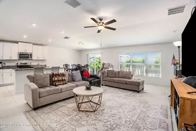 36442 Flats Street, Zephyrhills, FL 33542 - Photo 2