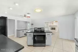 933 Waialae Cir NE, Palm Bay, FL 32905 - Photo 12