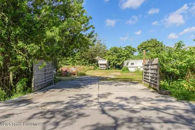 2015 Aurora Road, Melbourne, FL 32935 - Photo 28