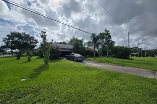 1195 Emerson Dr NE, Palm Bay, FL 32907 - Photo 2