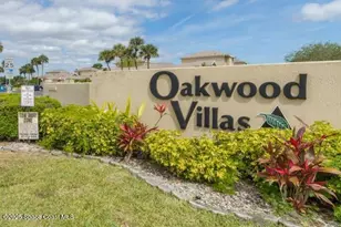 1011 Abada Ct NE, Palm Bay, FL 32905 - Photo 2