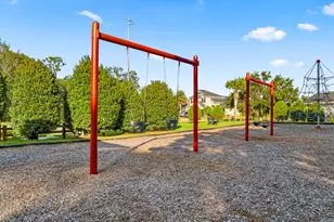 8582 Strom Park Dr, Melbourne, FL 32940 - Photo 36