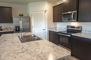 913 Trinity St, Rockledge, FL 32955 - Photo 10