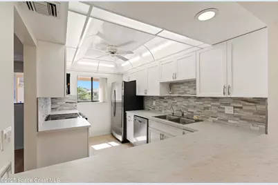 6165 S Mirror Lake Drive #307, Sebastian, FL 32958 - Photo 14