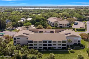 6165 S Mirror Lake Dr, Sebastian, FL 32958 - Photo 4