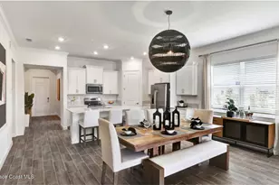 842 Serpens Pl NW, Palm Bay, FL 32907 - Photo 4