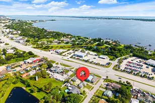 2583 Victoria Dr NE, Palm Bay, FL 32905 - Photo 2