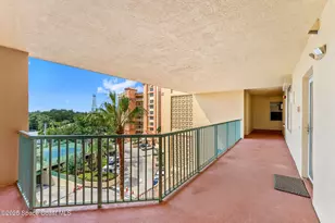 102 Riverside Dr, Cocoa, FL 32922 - Photo 6