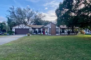 3256 Fairview Dr, Melbourne, FL 32934 - Photo 2