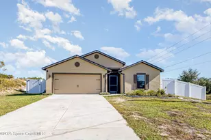 104 Jasmine Cir, Poinciana, FL 34759 - Photo 1