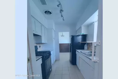 700 Lund Circle, Melbourne, FL 32901 - Photo 2