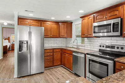 1885 Mango Street NE, Palm Bay, FL 32905 - Photo 10