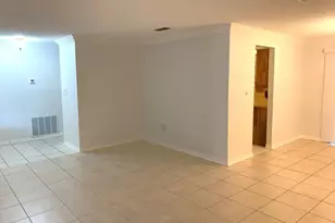 626 Fairhaven St NE, Palm Bay, FL 32907 - Photo 4