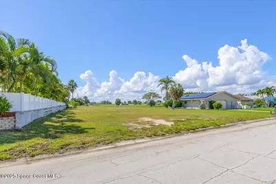 10 Fairway Drive, Cocoa Beach, FL 32931 - Photo 14