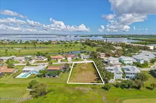 10 Fairway Dr, Cocoa Beach, FL 32931 - Photo 1