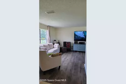 2070 SE Waverly Avenue SE, Palm Bay, FL 32909 - Photo 2