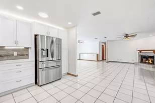 6570 Whispering Pines Ln, Grant-Valkaria, FL 32949 - Photo 32