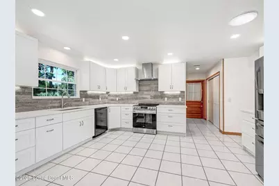 6570 Whispering Pines Lane, Grant-Valkaria, FL 32949 - Photo 30