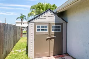 1135 Audubon Rd, Merritt Island, FL 32953 - Photo 36