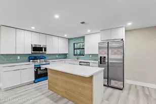 1940 Dawn Dr, Melbourne, FL 32935 - Photo 10