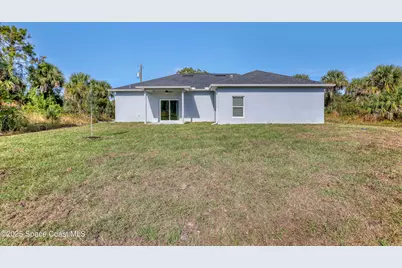 660 Yardley Street SW, Palm Bay, FL 32908 - Photo 38